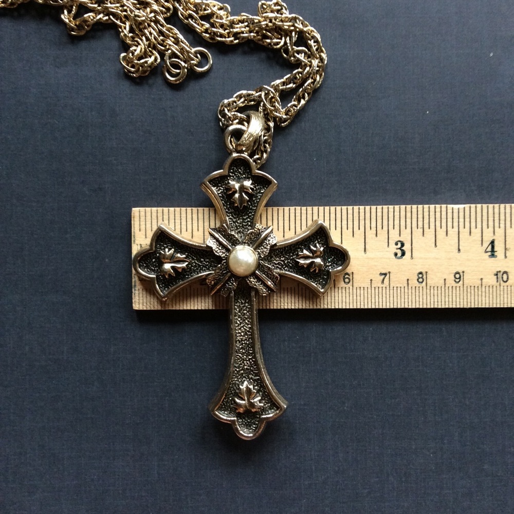 Vintage: 1975 Sarah Coventry Peace Cross. - Picture 3 of 11